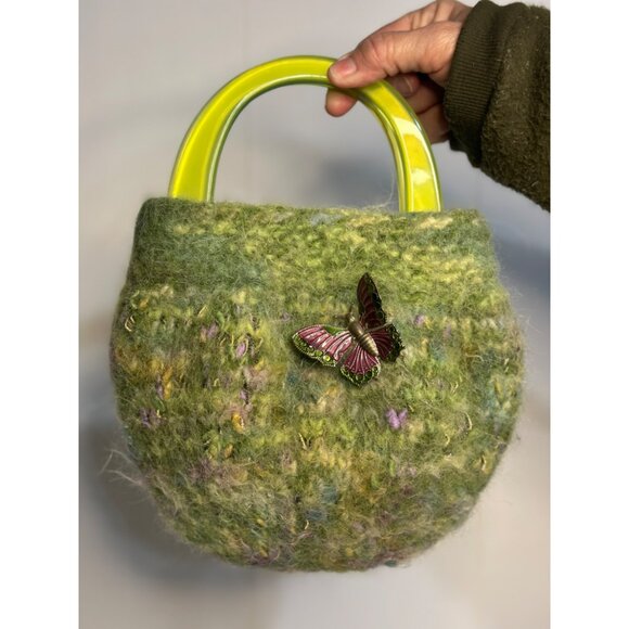 Handcrafted Green Wool Felt Handbag Y2K 2000s Butterfly Accent & Plastic Handles - Picture 2 of 7